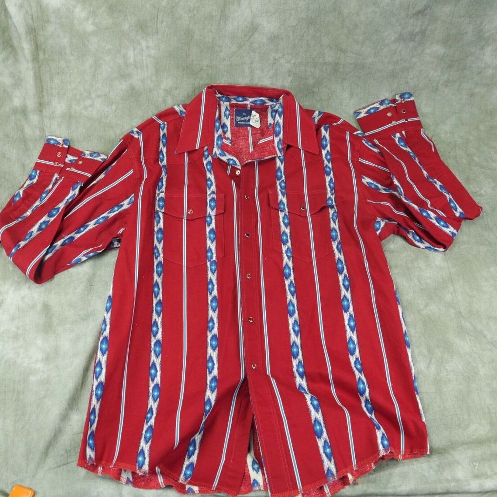 EUC Wrangler Western Shirts TRIBAL STRIPED WESTERN SHIRT Snaps Men's Size XL ANB